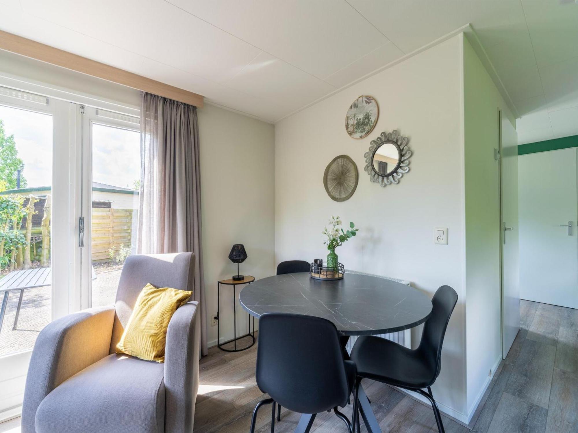 Cozy Chalet In Stegeren With A Terrace 외부 사진