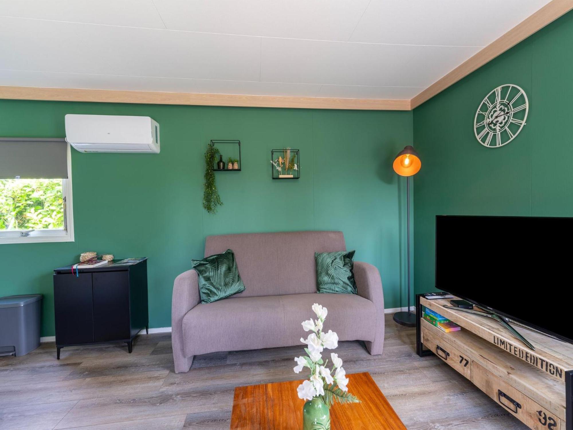 Cozy Chalet In Stegeren With A Terrace 외부 사진