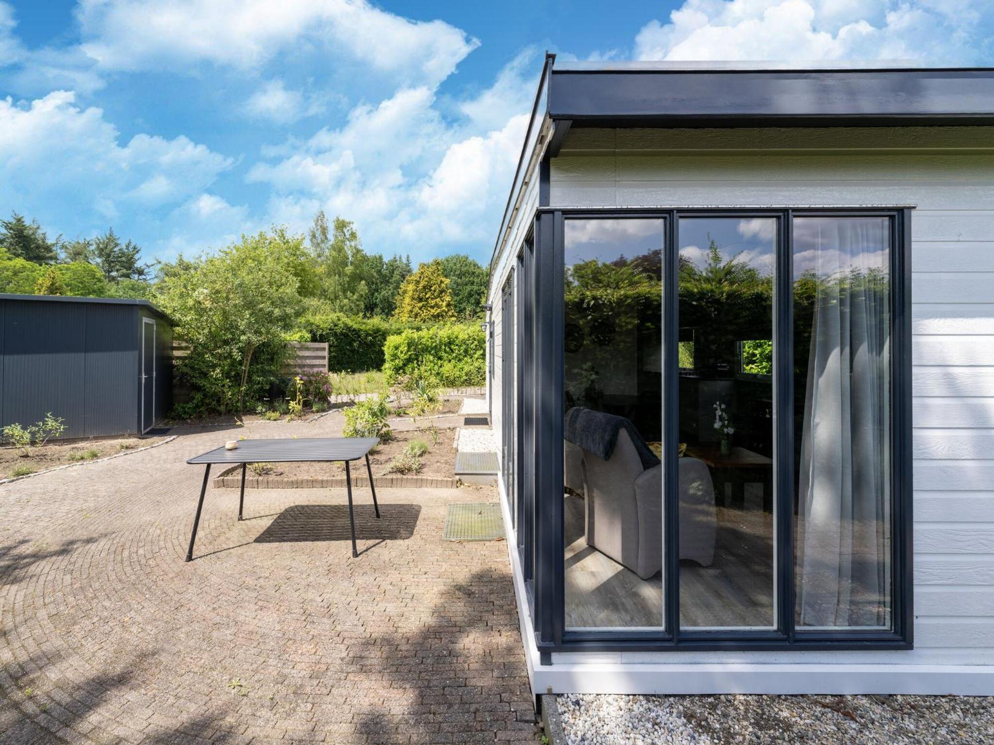 Cozy Chalet In Stegeren With A Terrace 외부 사진