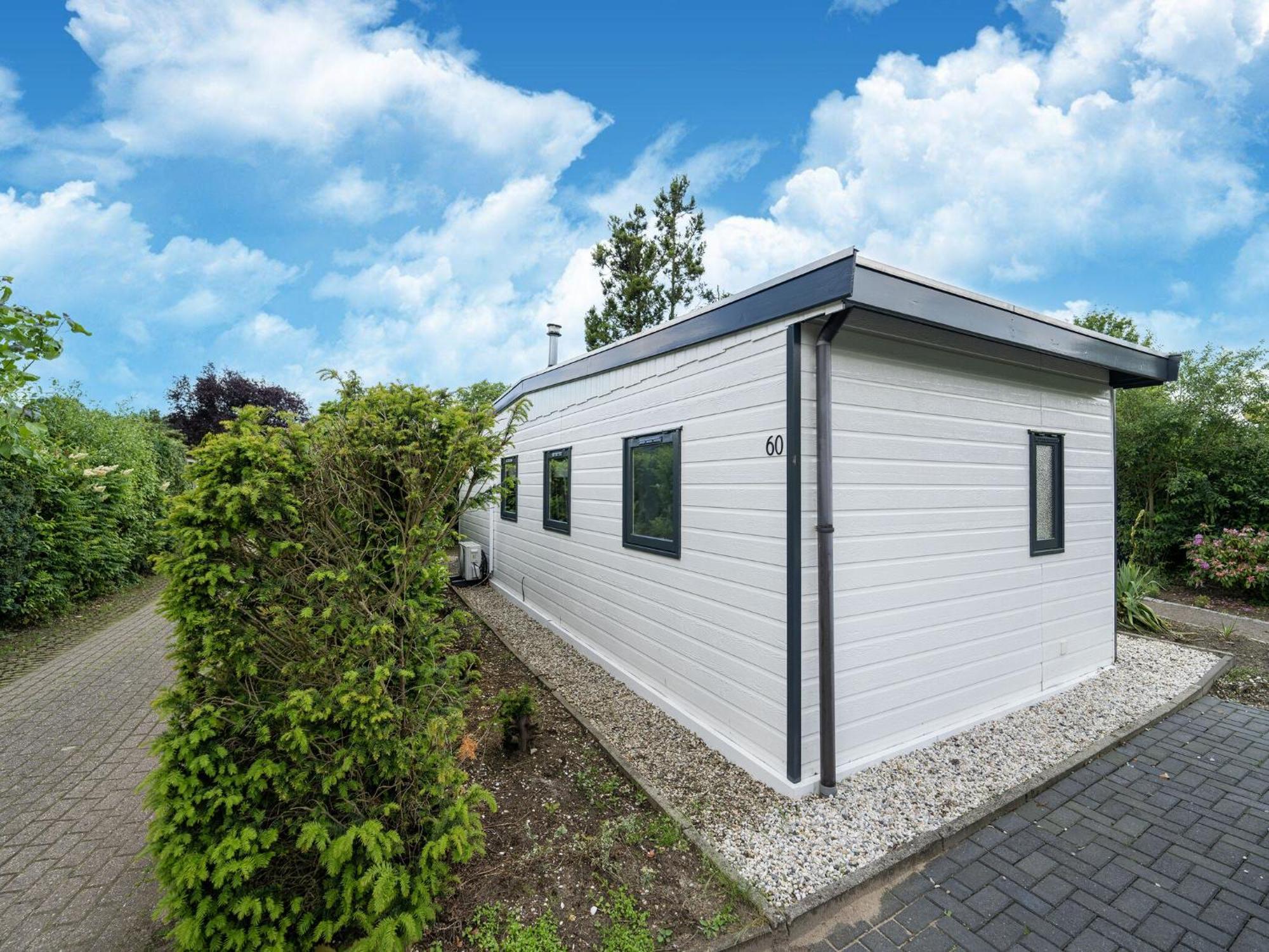 Cozy Chalet In Stegeren With A Terrace 외부 사진